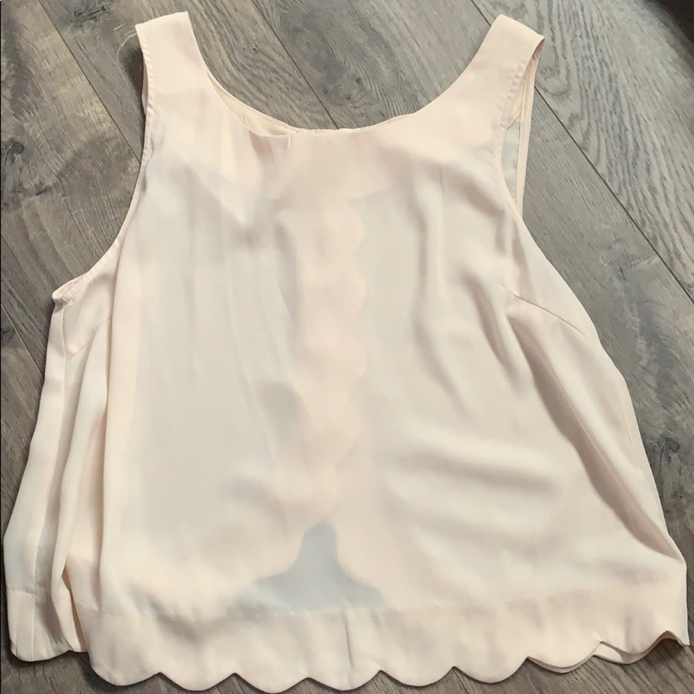 Tan flowy buttoned back tank